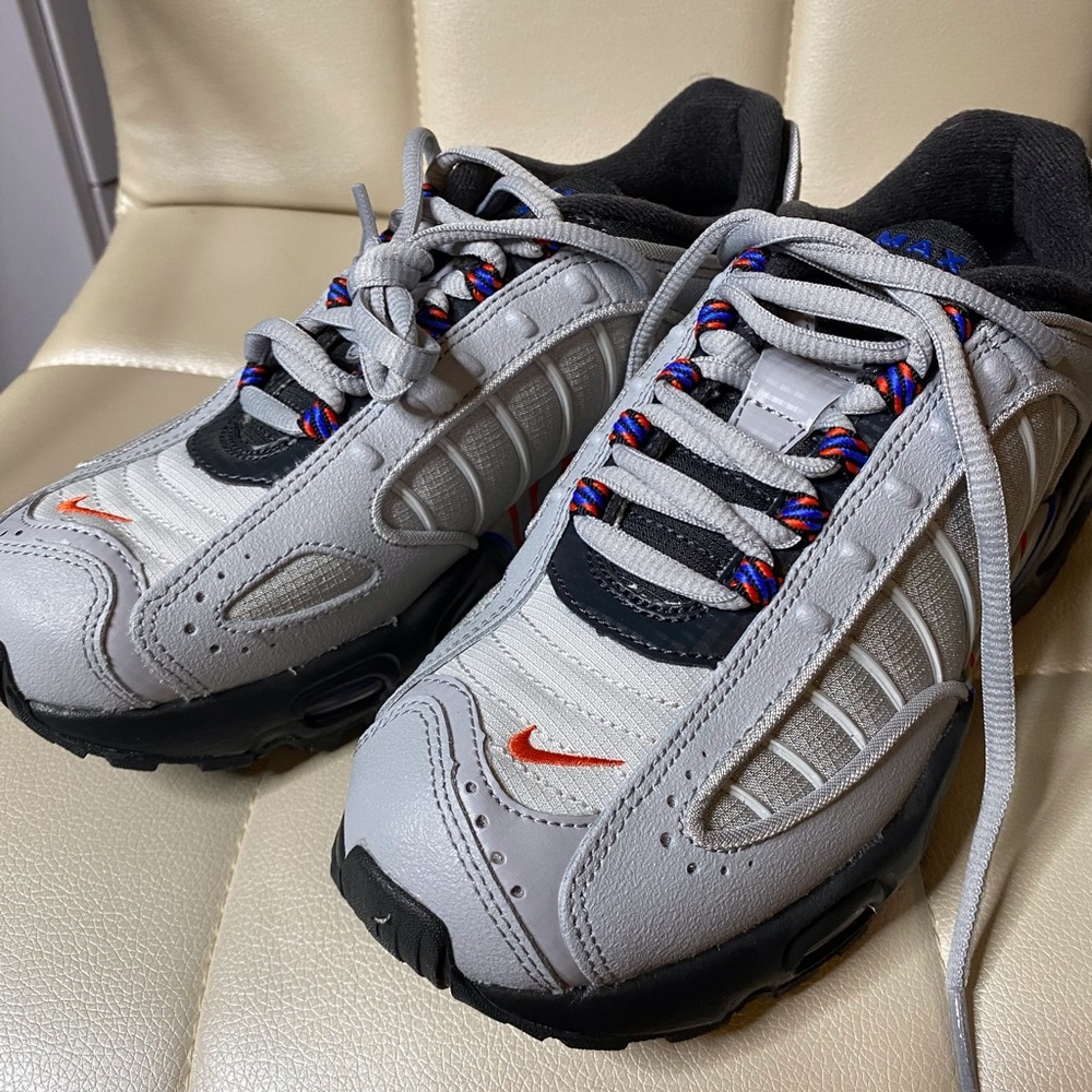 Nike Air Max Tailwind 4 GS - Size: 6Y